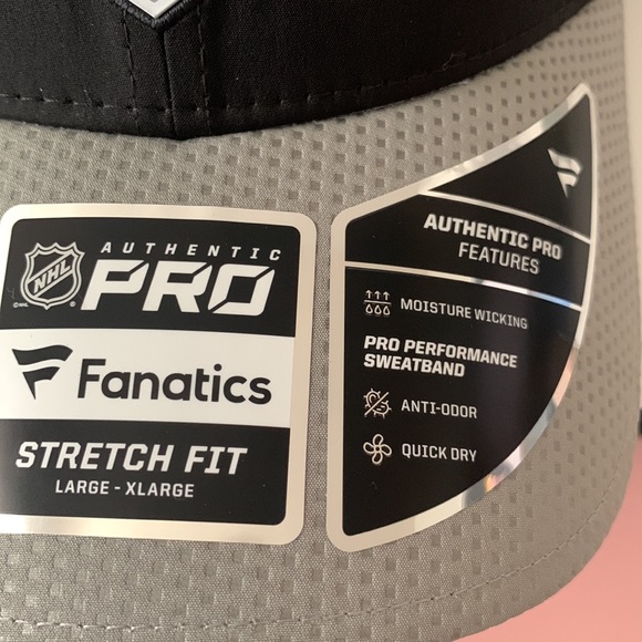 NWT:LA Kings Authentic NHL Pro Cap - Picture 4 of 8
